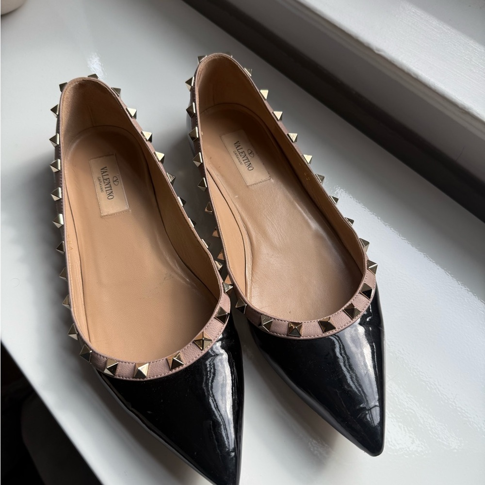 Valentino Patent Rockstud Ballet Flats (Black Poudre, IT 39, US 9) - Picture 10 of 13